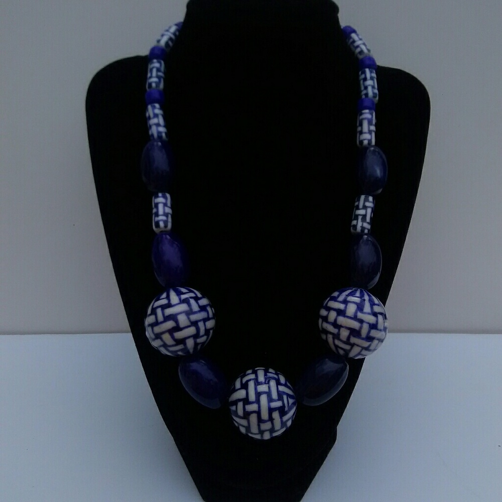 Necklace, Ceramic - Picture 5 of 5